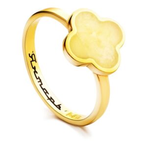 Nhẫn hổ phách Baltic màu vàng bơ bản quyền Monaco (NHP0100)