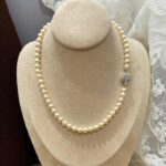 Chuỗi Ngọc Trai Nước Mặn Akoya Ánh Phớt Vàng, Tròn đều (kèm kiểm định Nhật Bản) - Ảnh 3