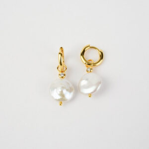 Bông Tai Ngọc Trai FW Baroque UK Style (Classic Huggie Pearl)