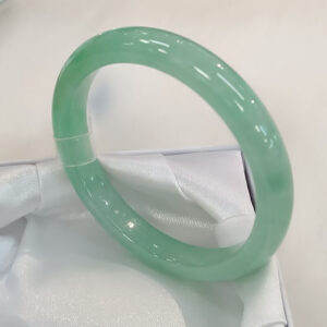 Vòng Kiềng Cẩm Thạch Xanh Lí kèm Kiểm định (JB0043)